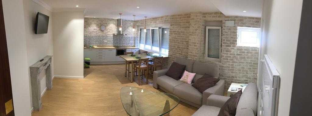 Apartmán Rentxacobeo Sarria Exteriér fotografie