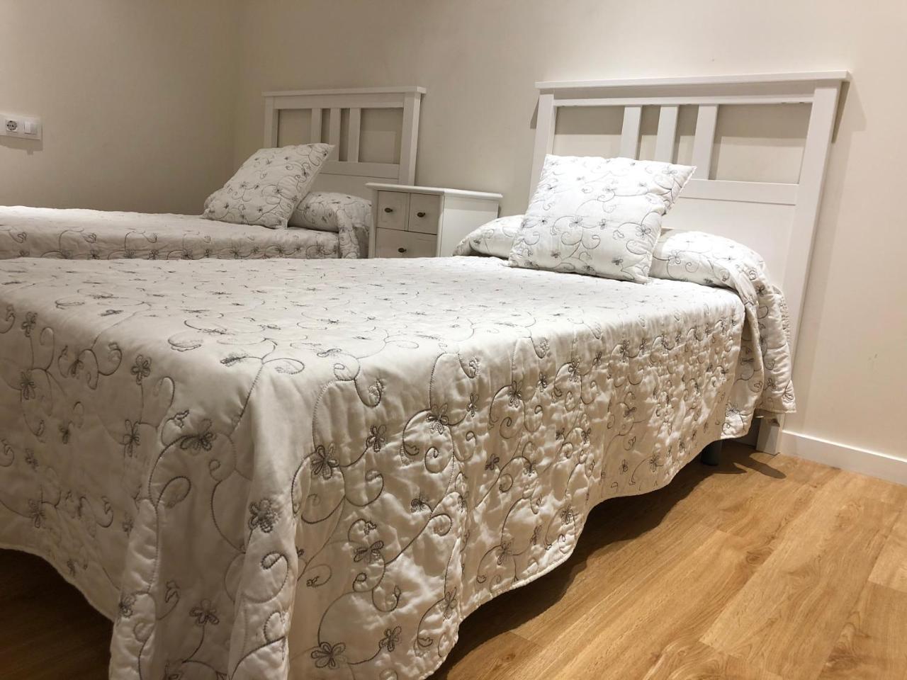 Apartmán Rentxacobeo Sarria Exteriér fotografie